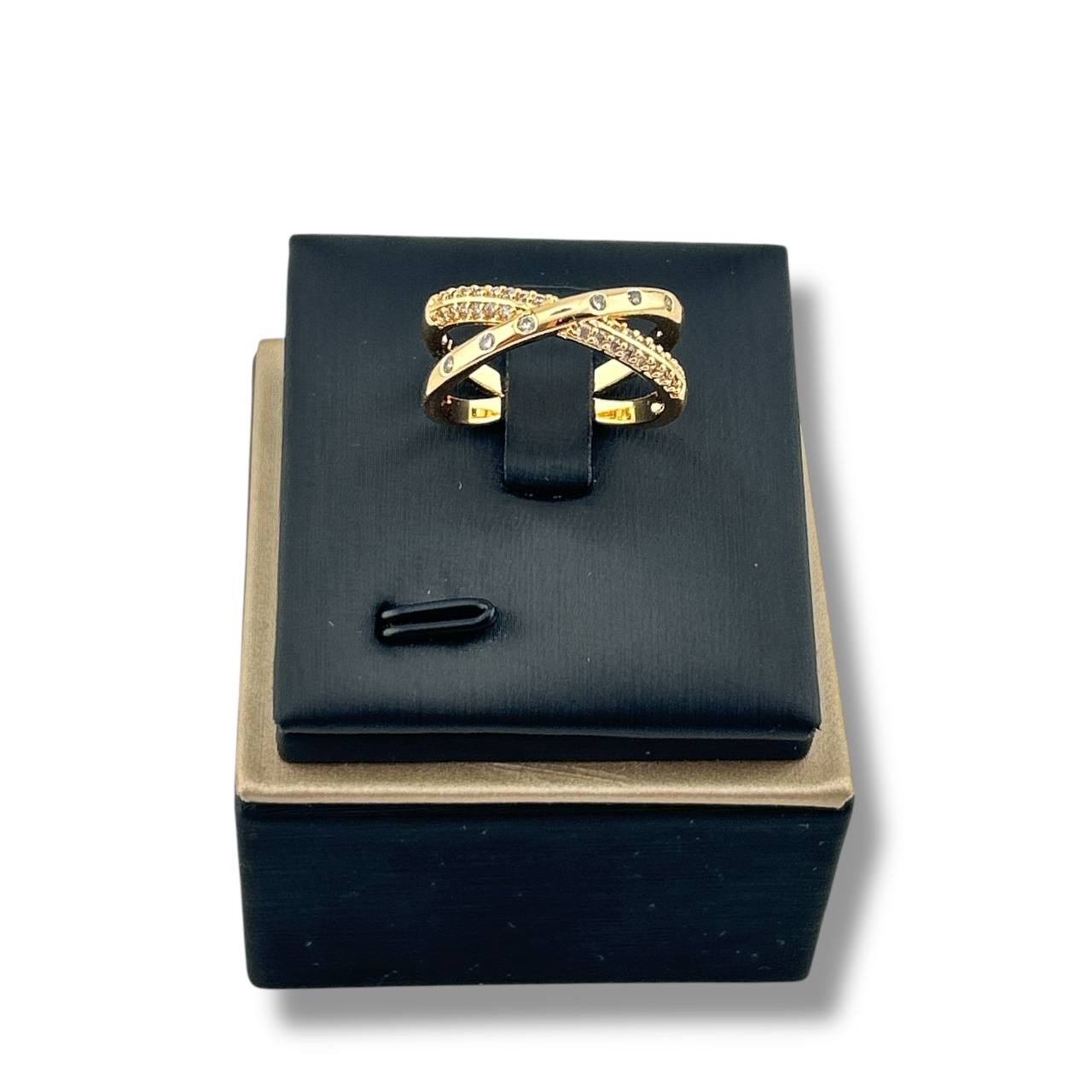 Twisted Elegance Ring