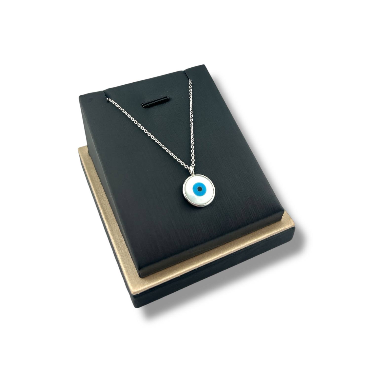 Silver Evil Eye Round Pendant Necklace – Minimal Charm Protection