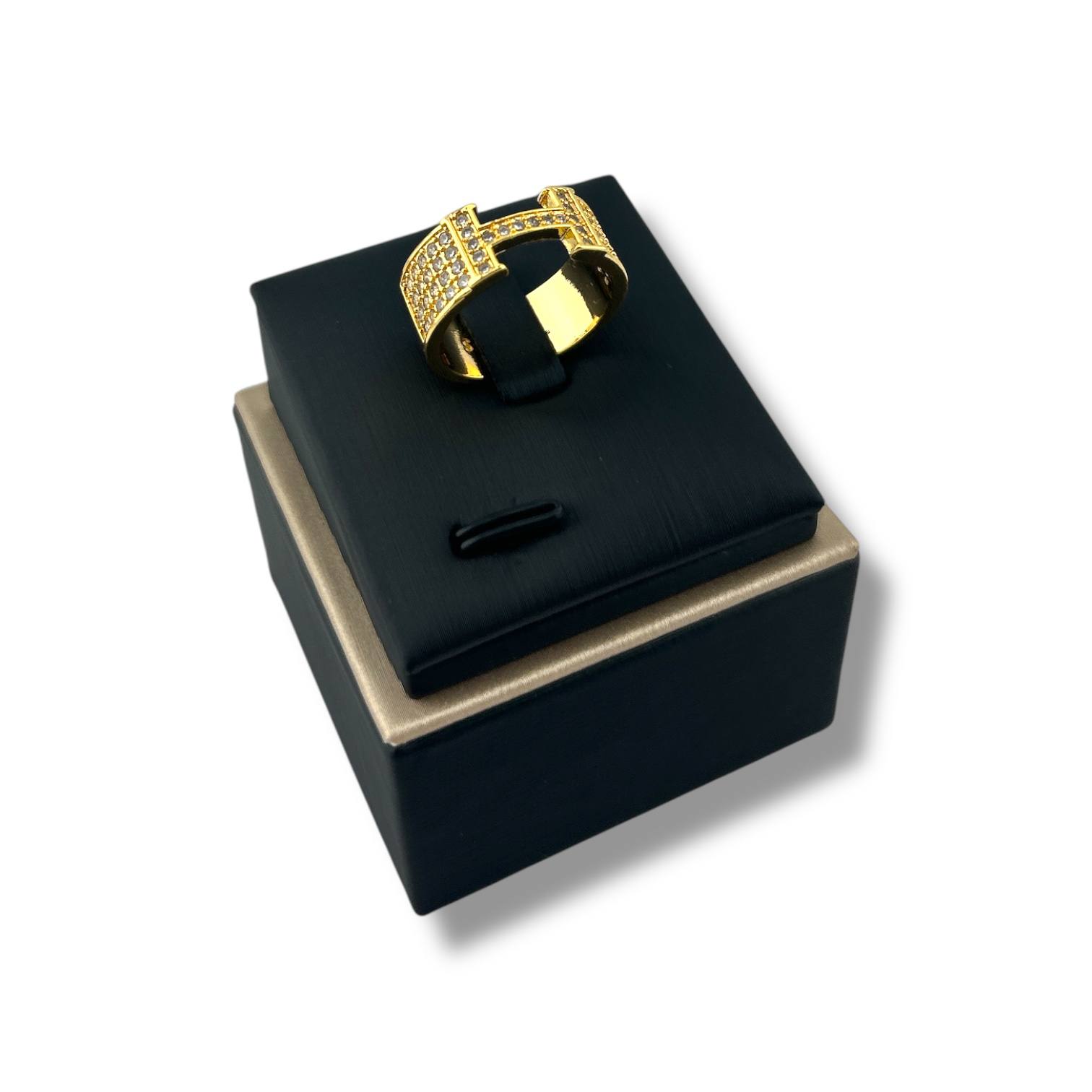 Hermes Signature Ring – Gold Edition