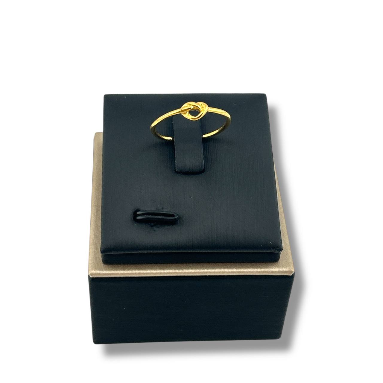 Promise Knot – Dainty Gold Ring