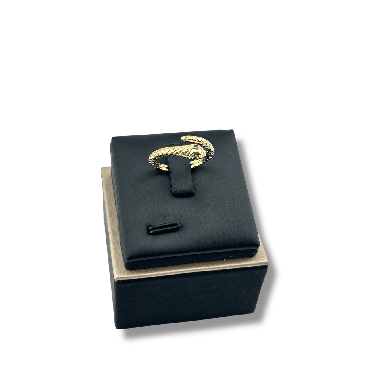 Golden Serpent Eye Ring 🐍💚