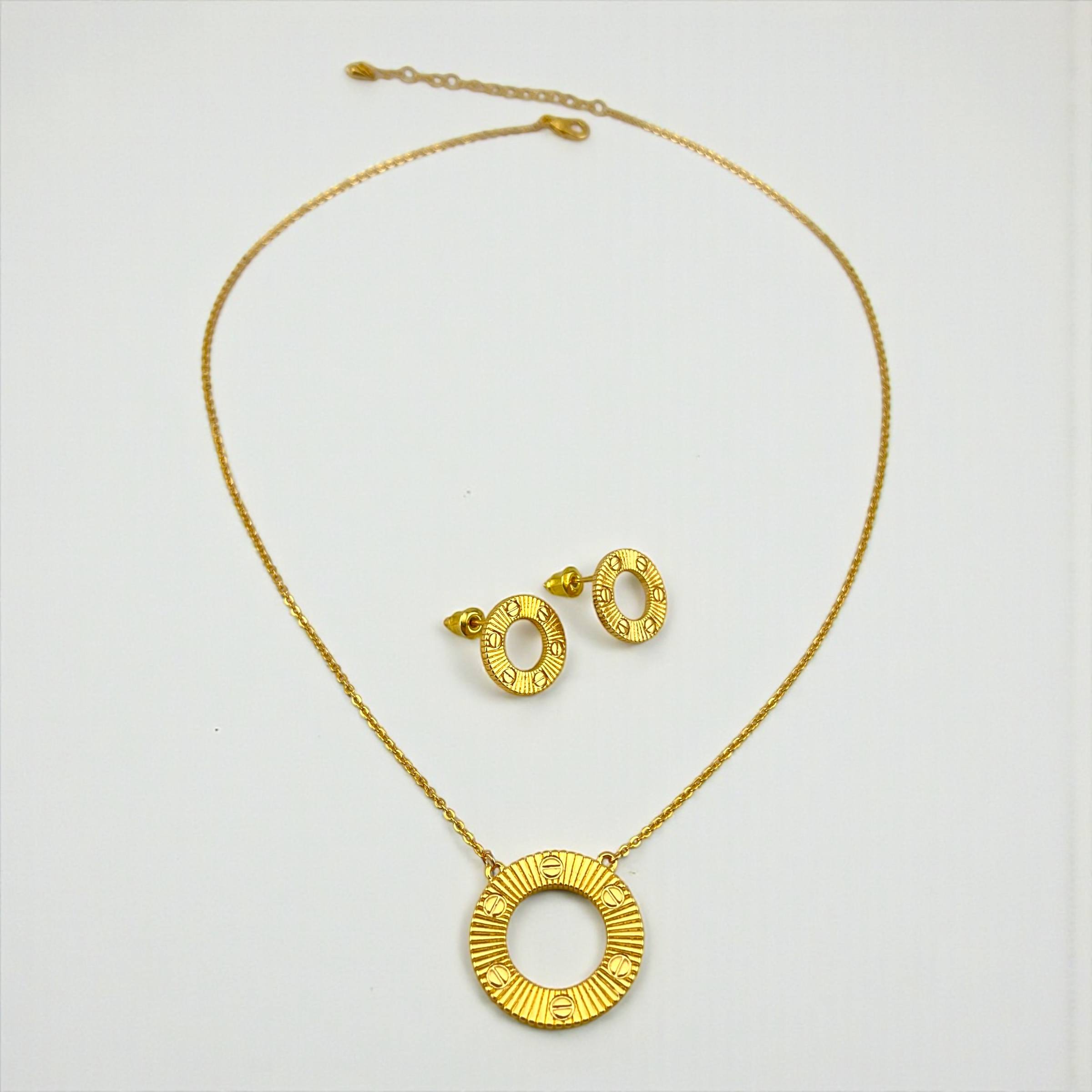 Unlimited love cartier set(earrings and necklace)