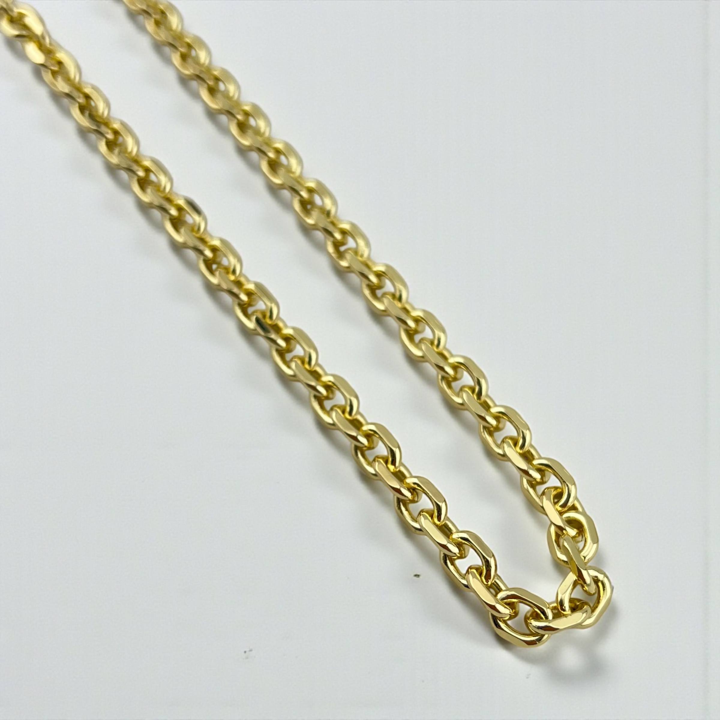 Classic Round Link Gold-Plated Necklace ✨