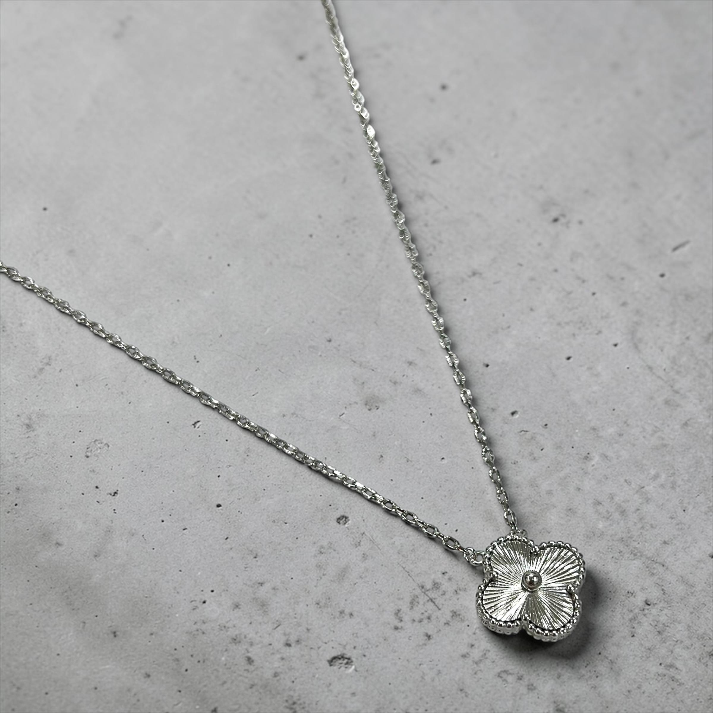 VIP Vancleef silver color necklace