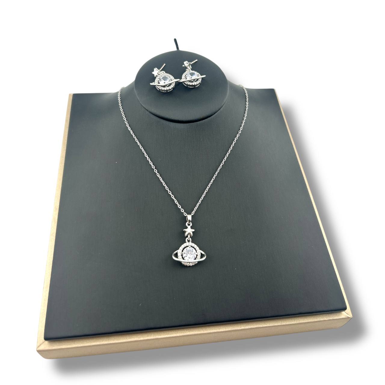 Celestial Spark Set – Silver Planet & Star 🌌✨