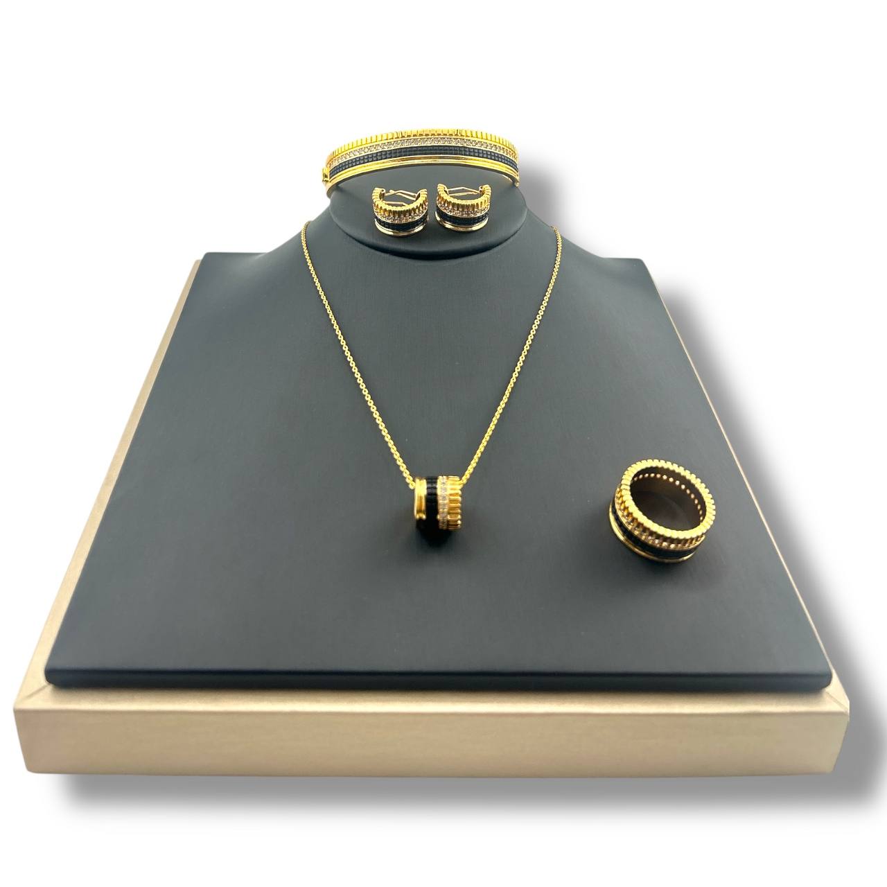 Bocherone – Black & Gold Barrel Set