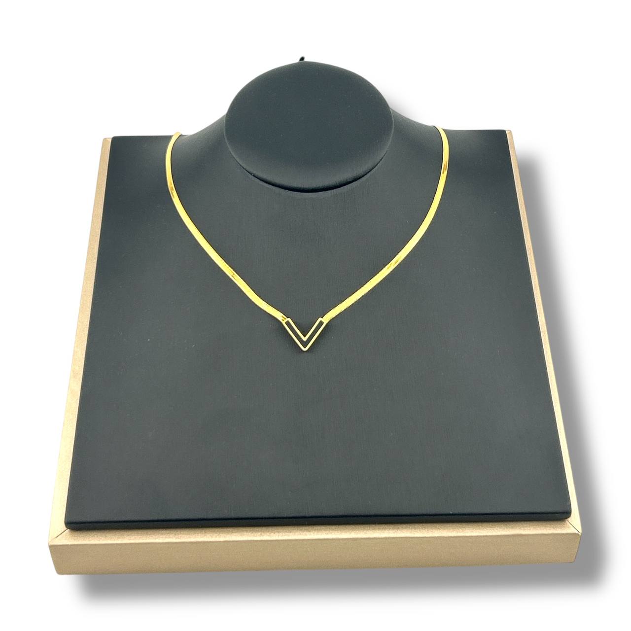 V Luxe Chevron Necklace 💛✨