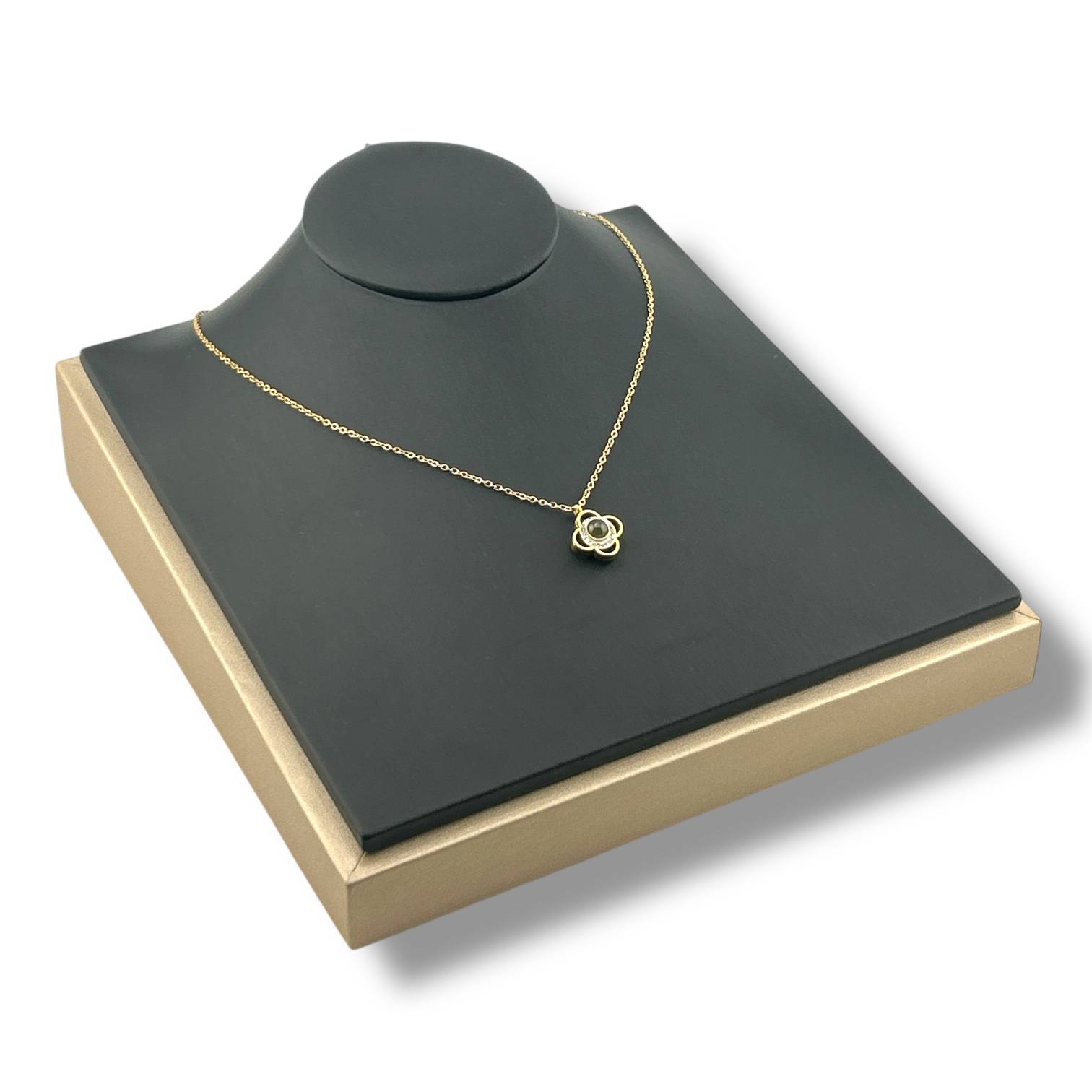 🌍 "I Love You" Projection Necklace – 18K Gold-Plated