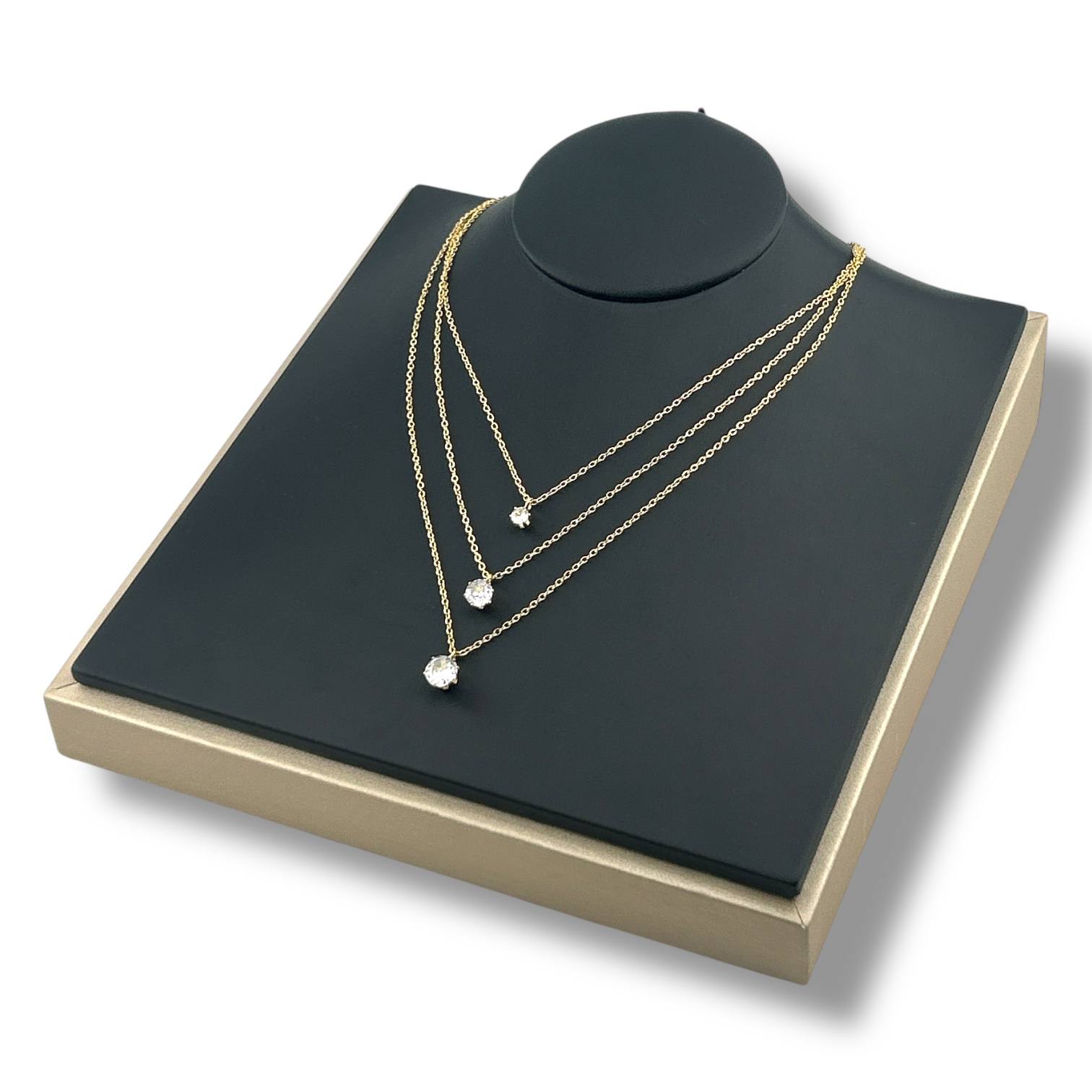 ✨ Triple Crystal Drop Necklace – 18K Gold-Plated