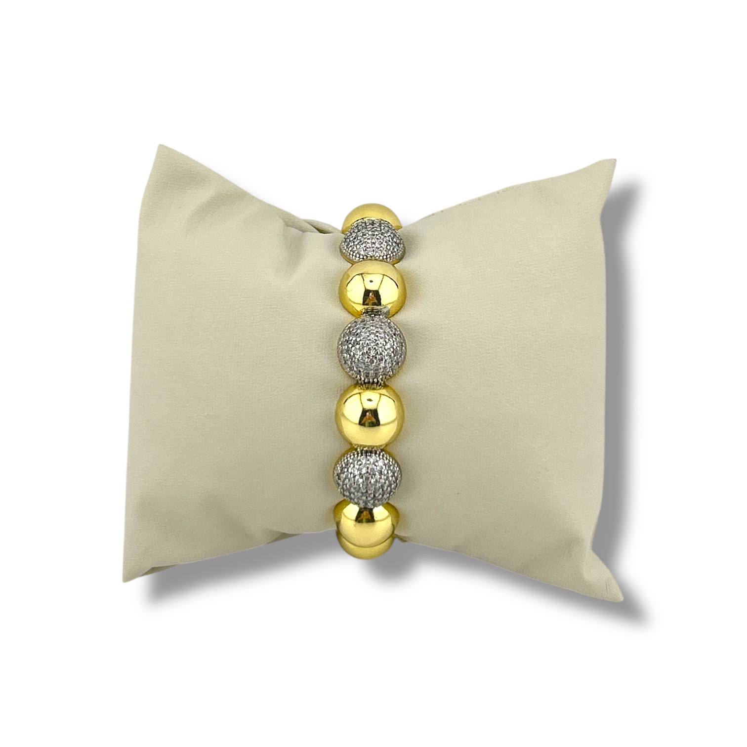 ✨ Gold & Crystal Beaded Open Bangle ✨