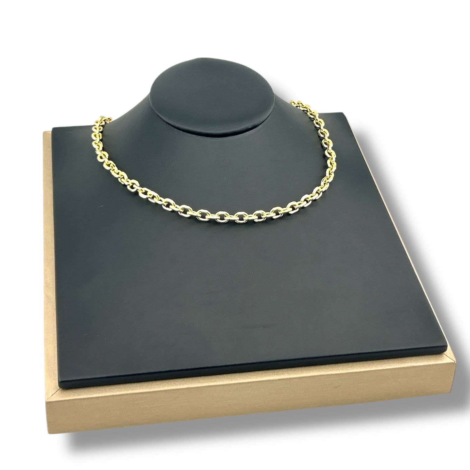 Classic Round Link Gold-Plated Necklace ✨