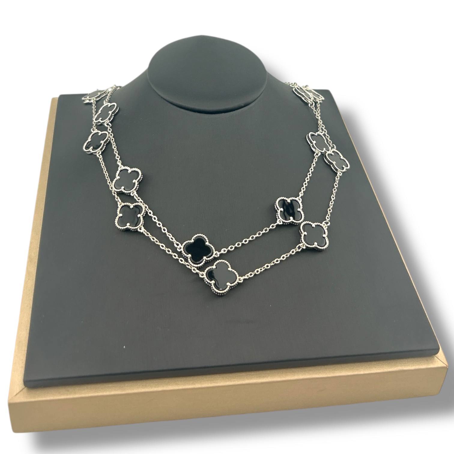 Vancleef Long Necklace(black and white)