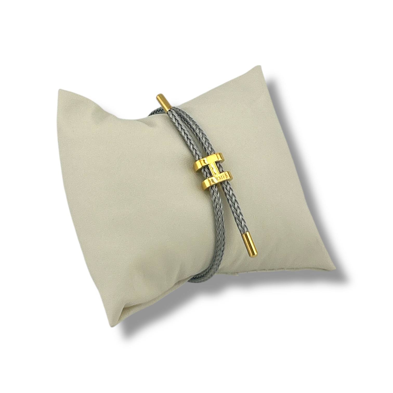 Hermès Bracelet with Gold “H” Clasp 🪢