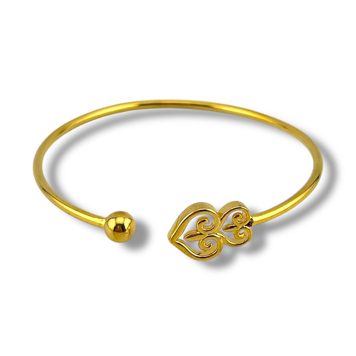 Golden Heart Swirl Open Bangle – Romantic Elegance
