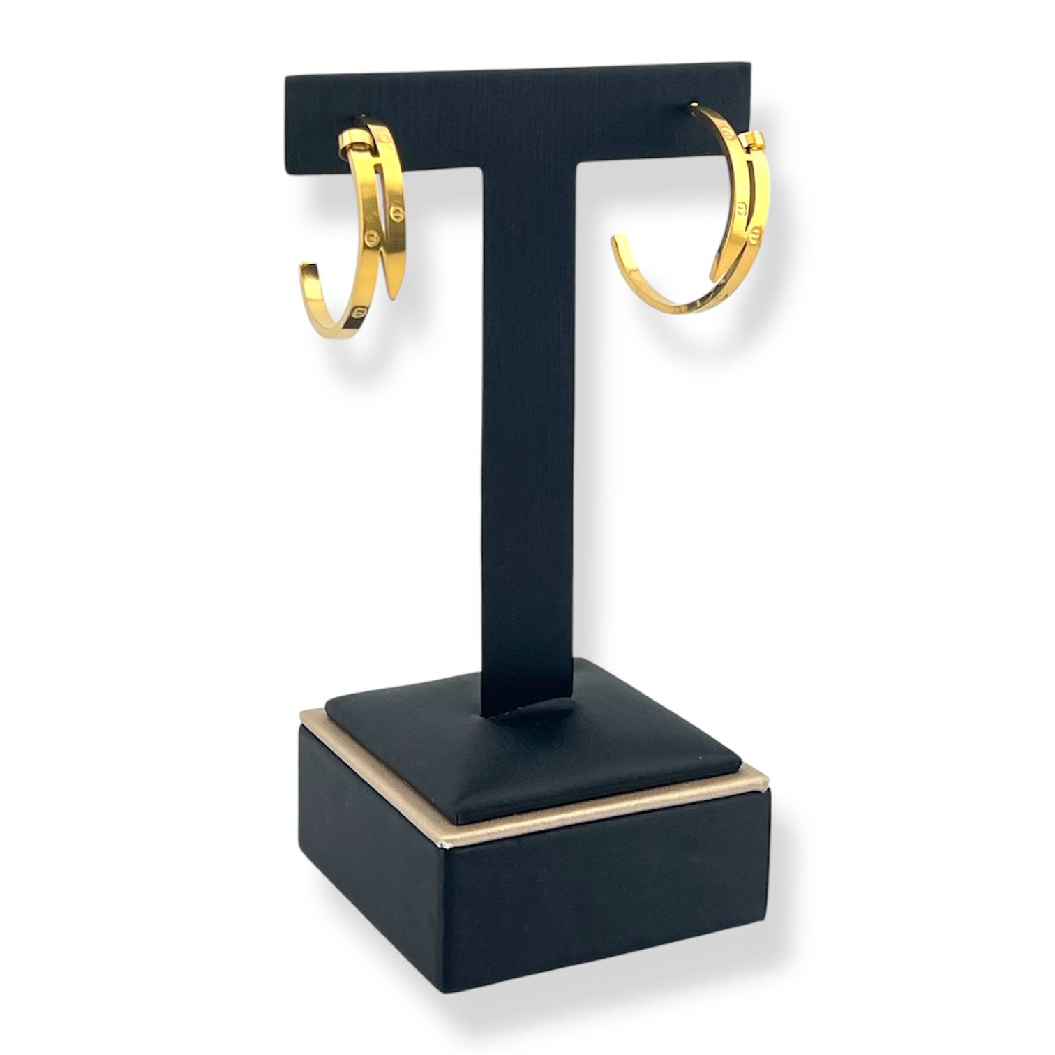 🔱 Nail Design Hoop Earrings