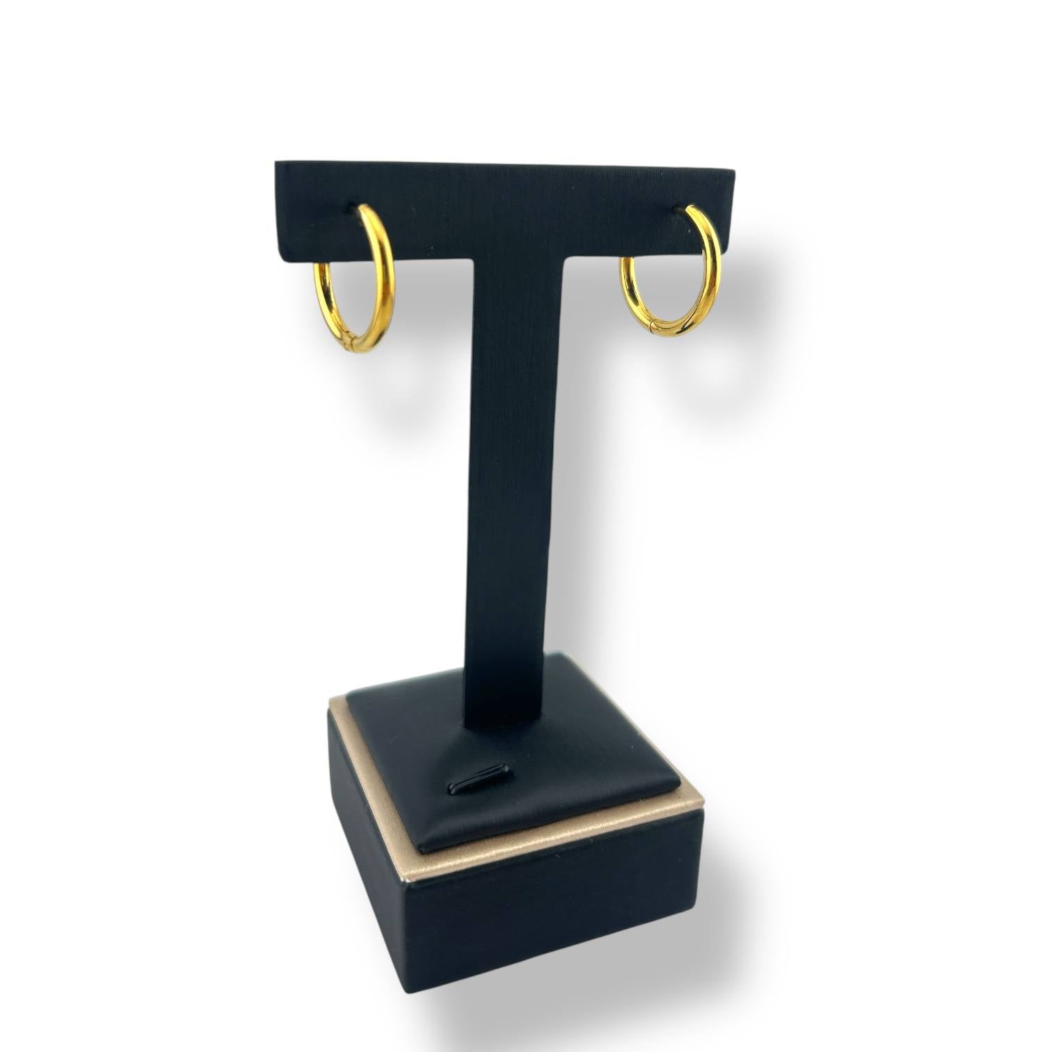 Classic Essential Hoop Earrings