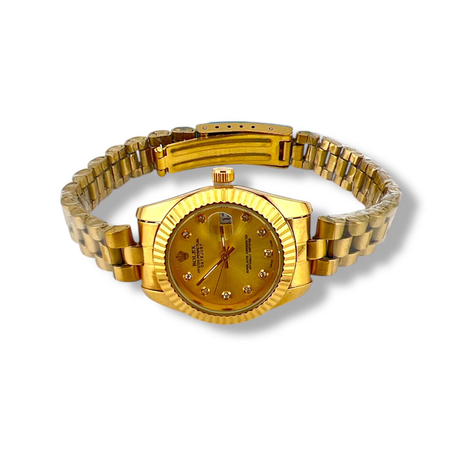 Luxe Gold Women’s Watch – Timeless Elegance