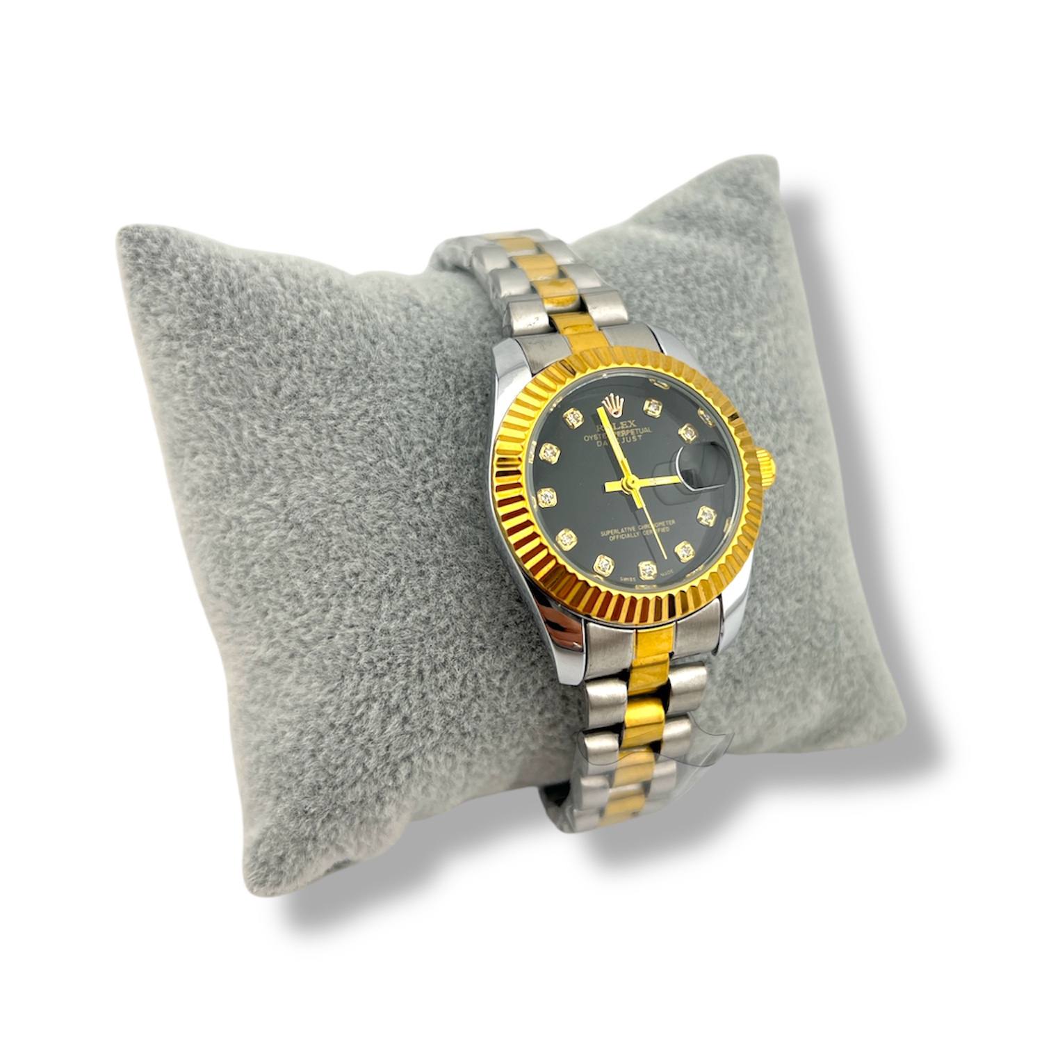 Two-Tone Elegance Women’s Watch – Black Crystal Dial