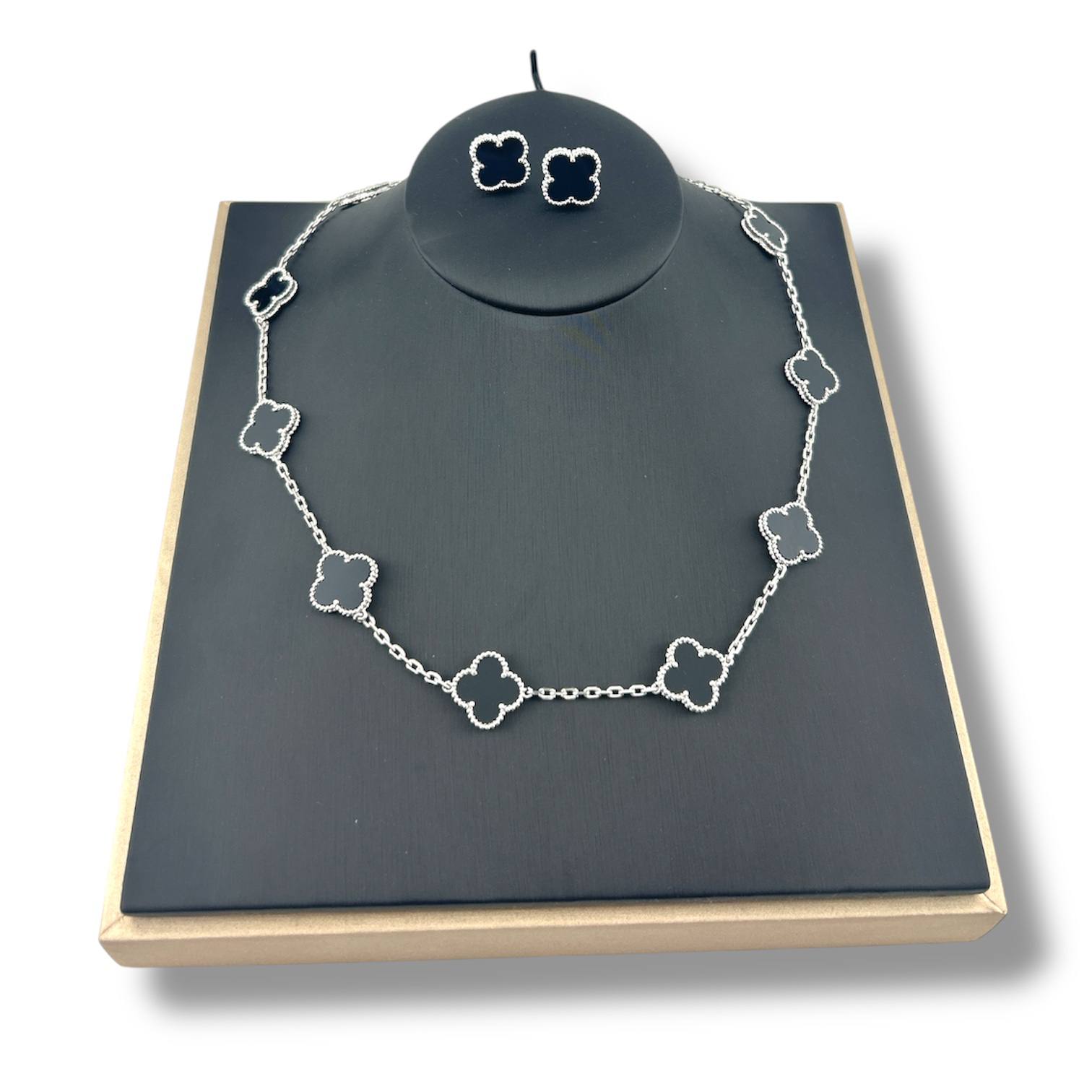 Van Cleef Clover Charm Necklace  & Earrings – Gold & Silver Elegance 🍀