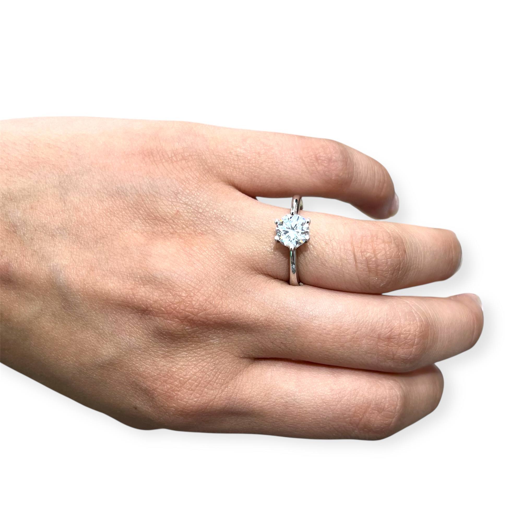 Silver 925 Pure Grace Ring – Silver Solitaire Brilliance