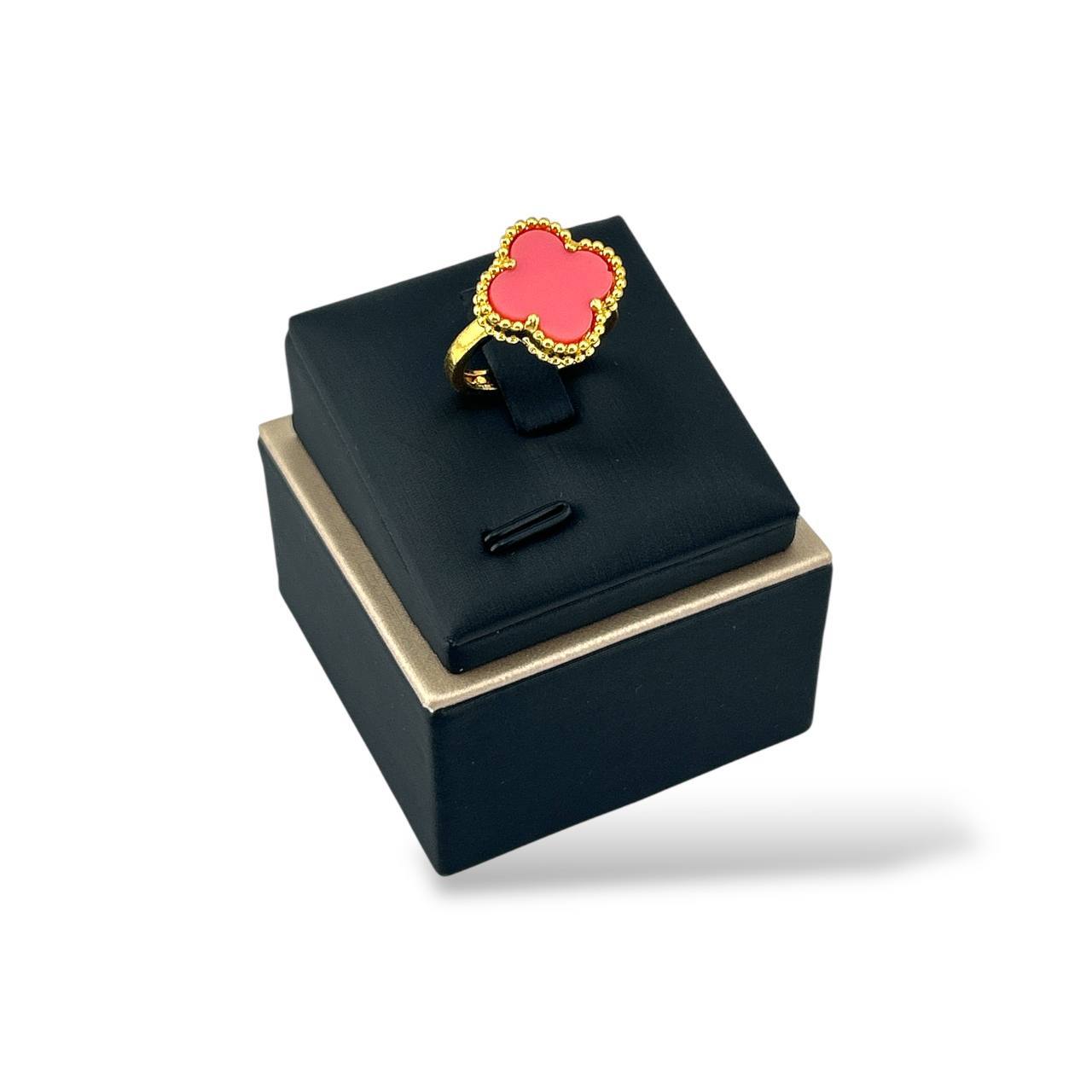 Vancleef Clover Ring – Deep Blue Elegance 💙🍀