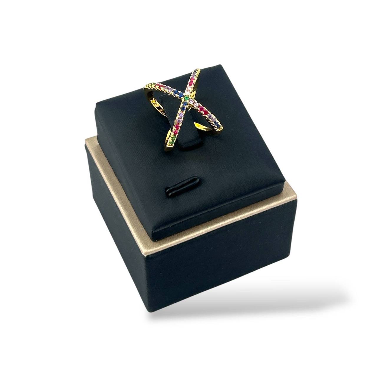 Starlight Criss Cross Ring – Rainbow Glamour 💫🌈