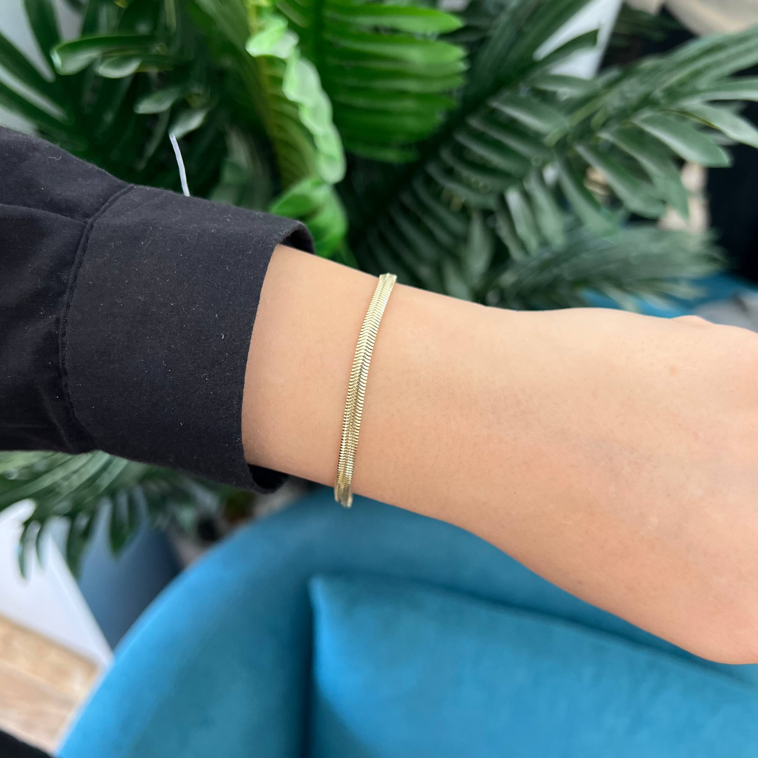 Snake serpenti Minimalist Golden Bracelet(thick and thin)