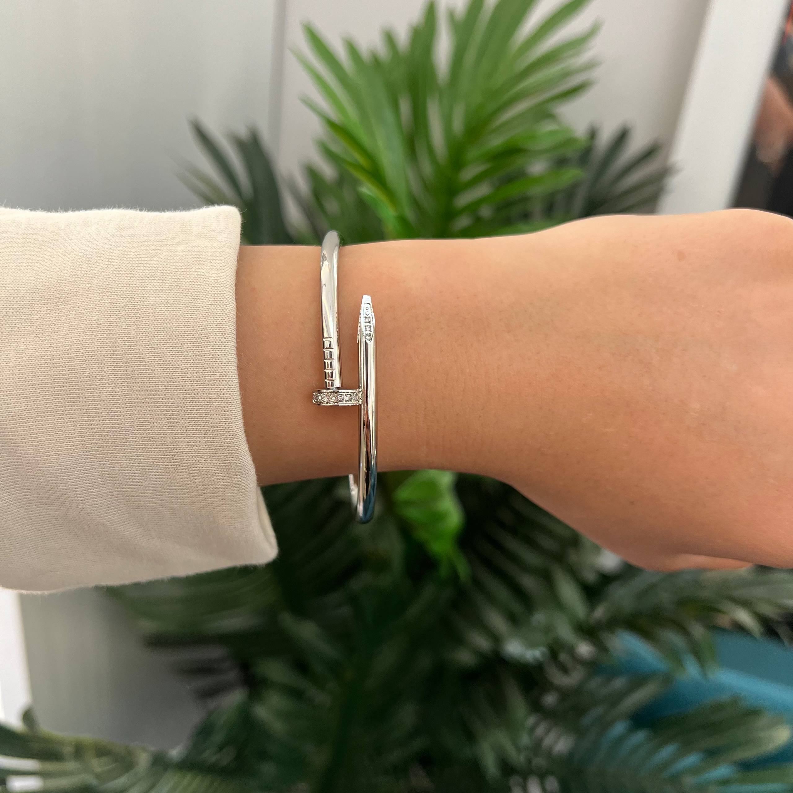 with stone “Silver color Nail Shine” Bangle ✨