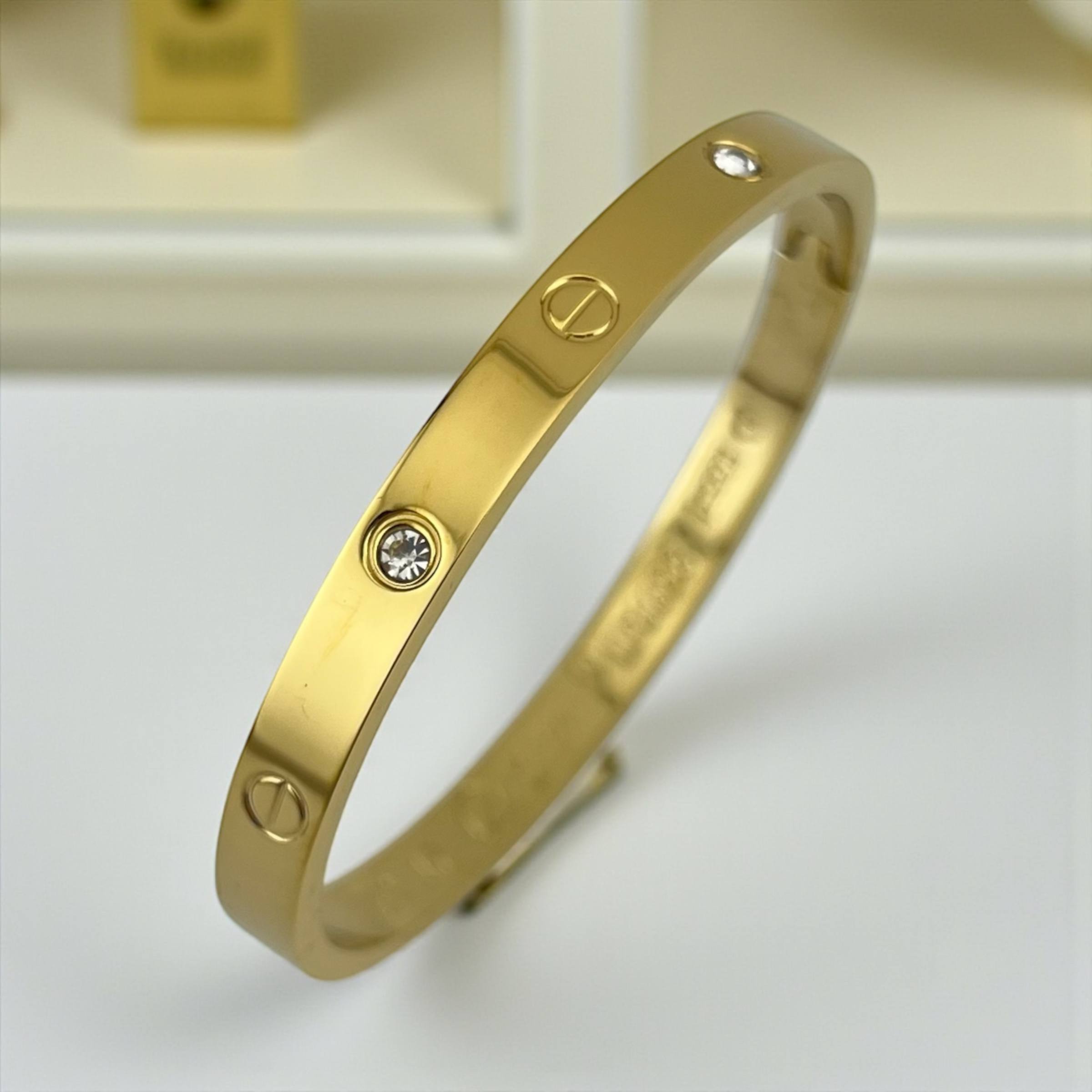 fadar Cartier with stone golden Bangle” ✨