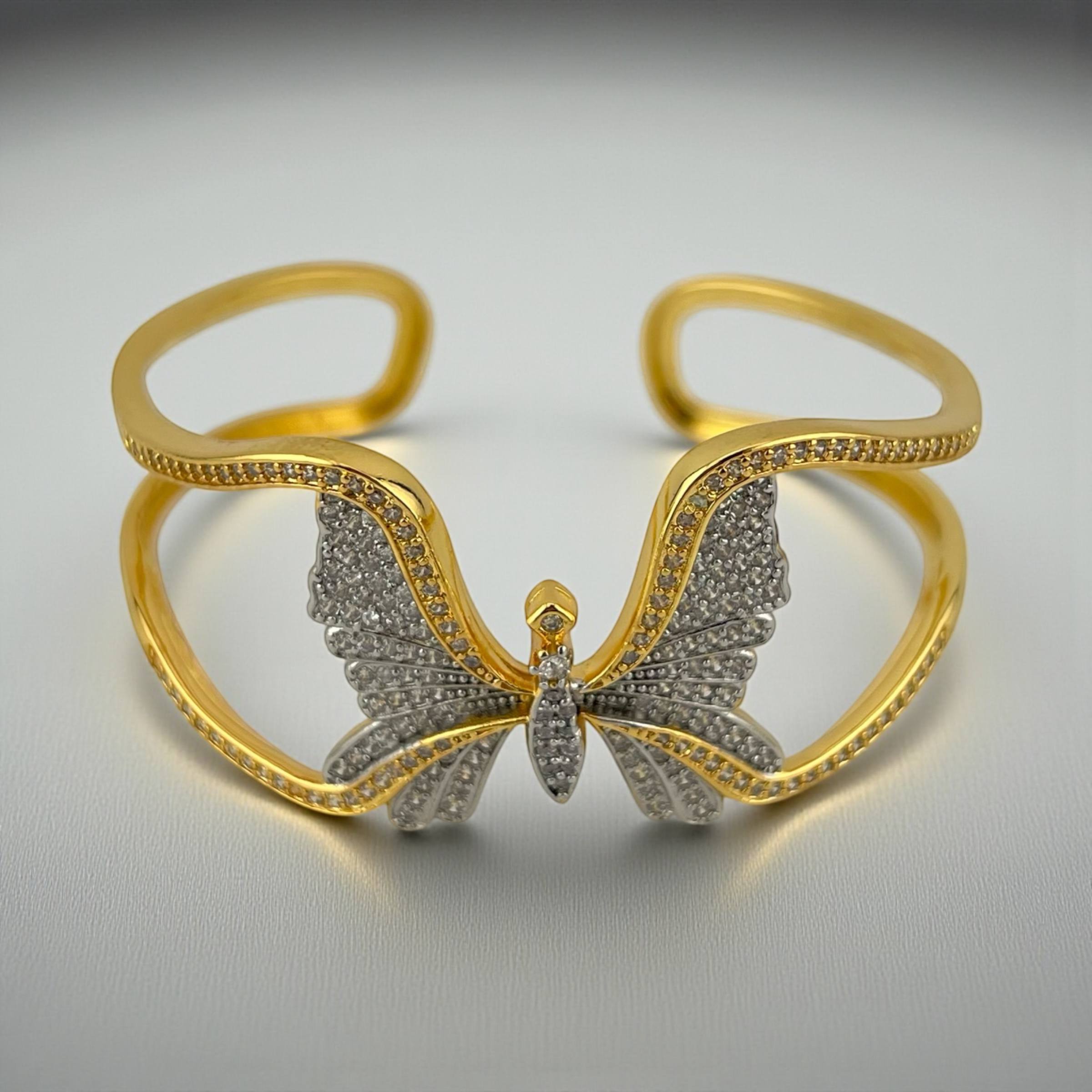 🦋“Butterfly Dream Bangle” – Golden Spark Edition ✨