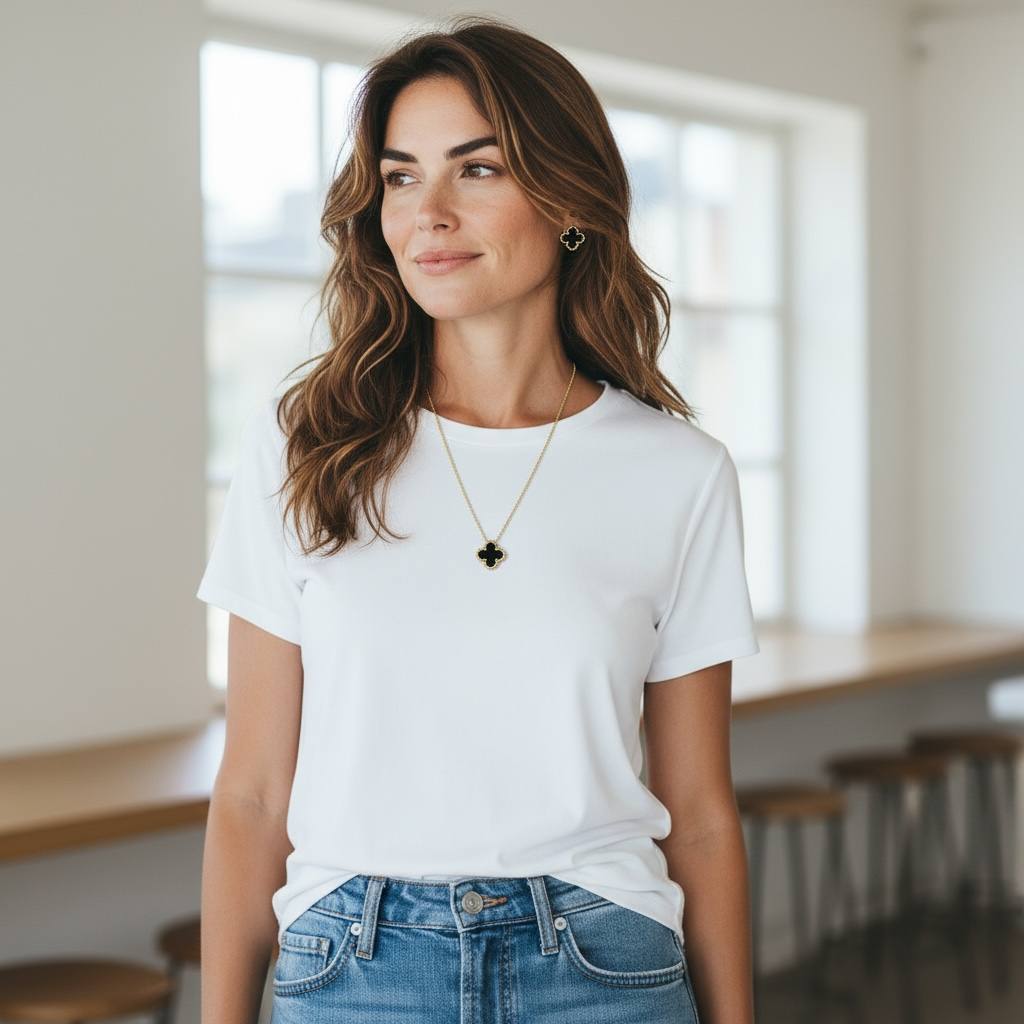 VANCLEEF Clover Set – Graceful & Chic