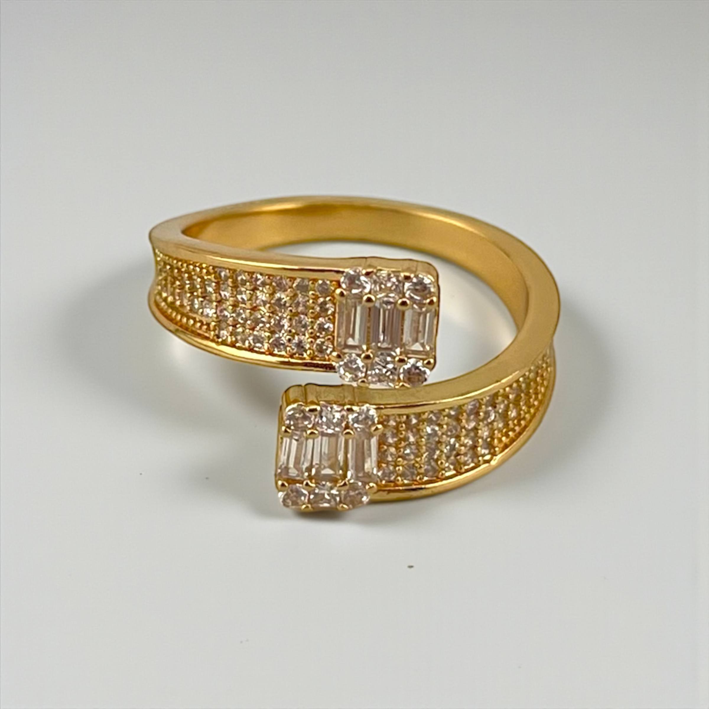 💎 Double Glam Wrap Ring – Gold