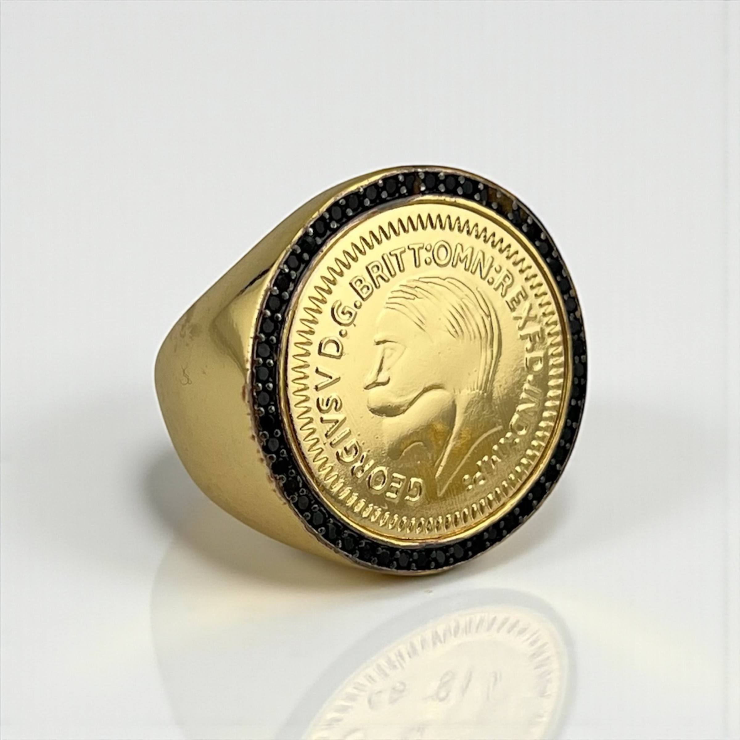 👑 Royal Coin Statement Ring – Gold