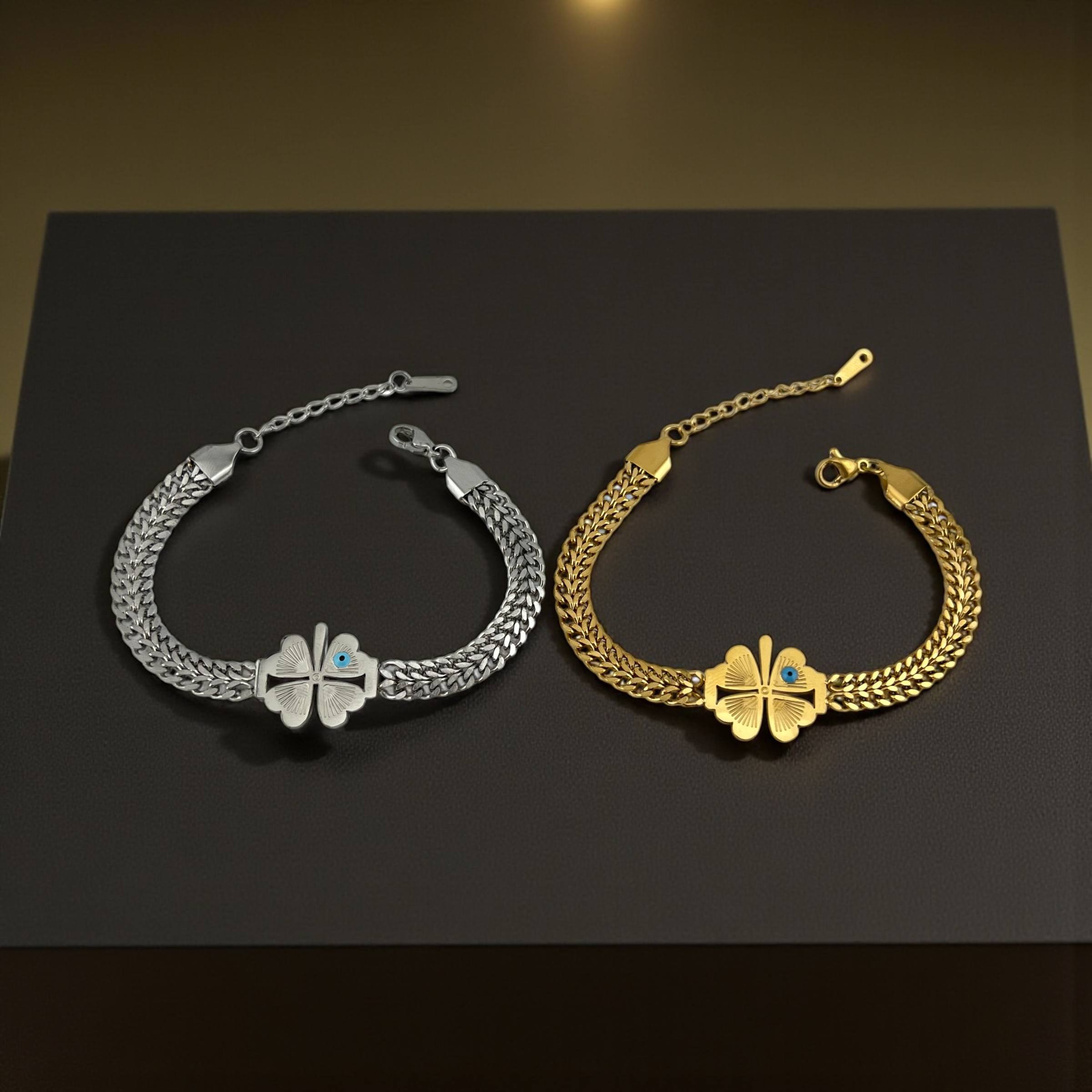 Lucky Clover Bold Chain Bracelet