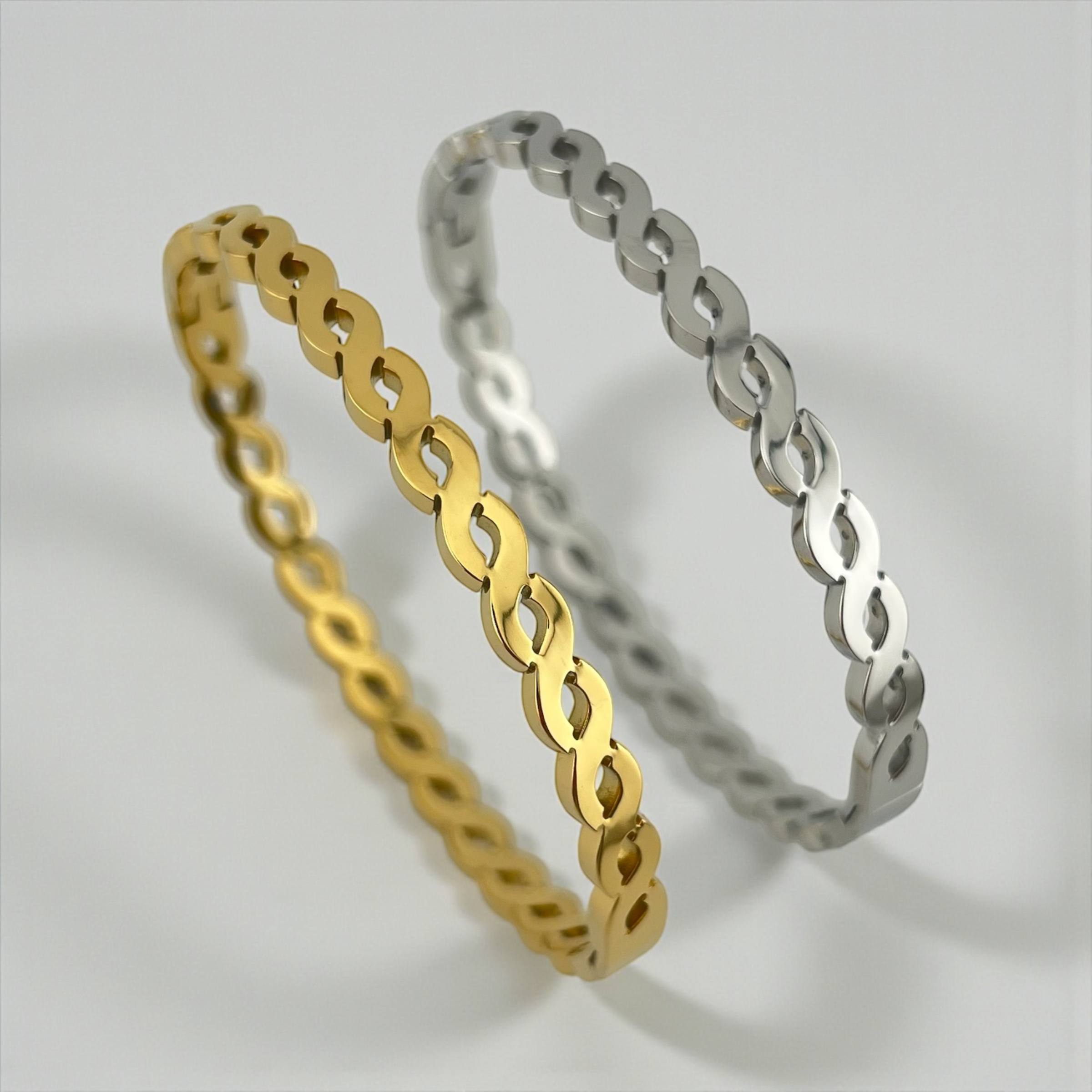 Chain Elegance Bangle