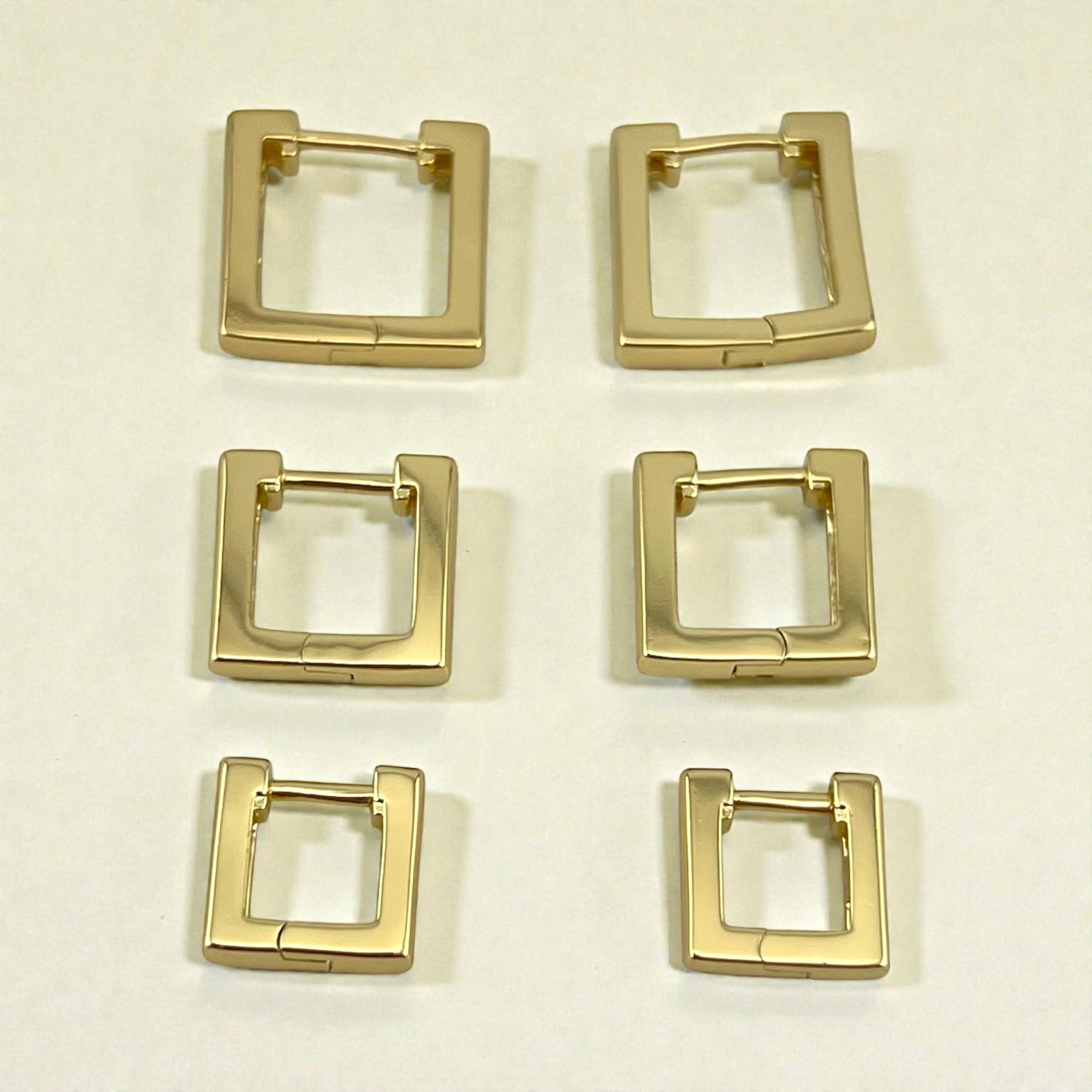 Square Frame Gold Huggie Earrings Set – Bold & Structured ✨
