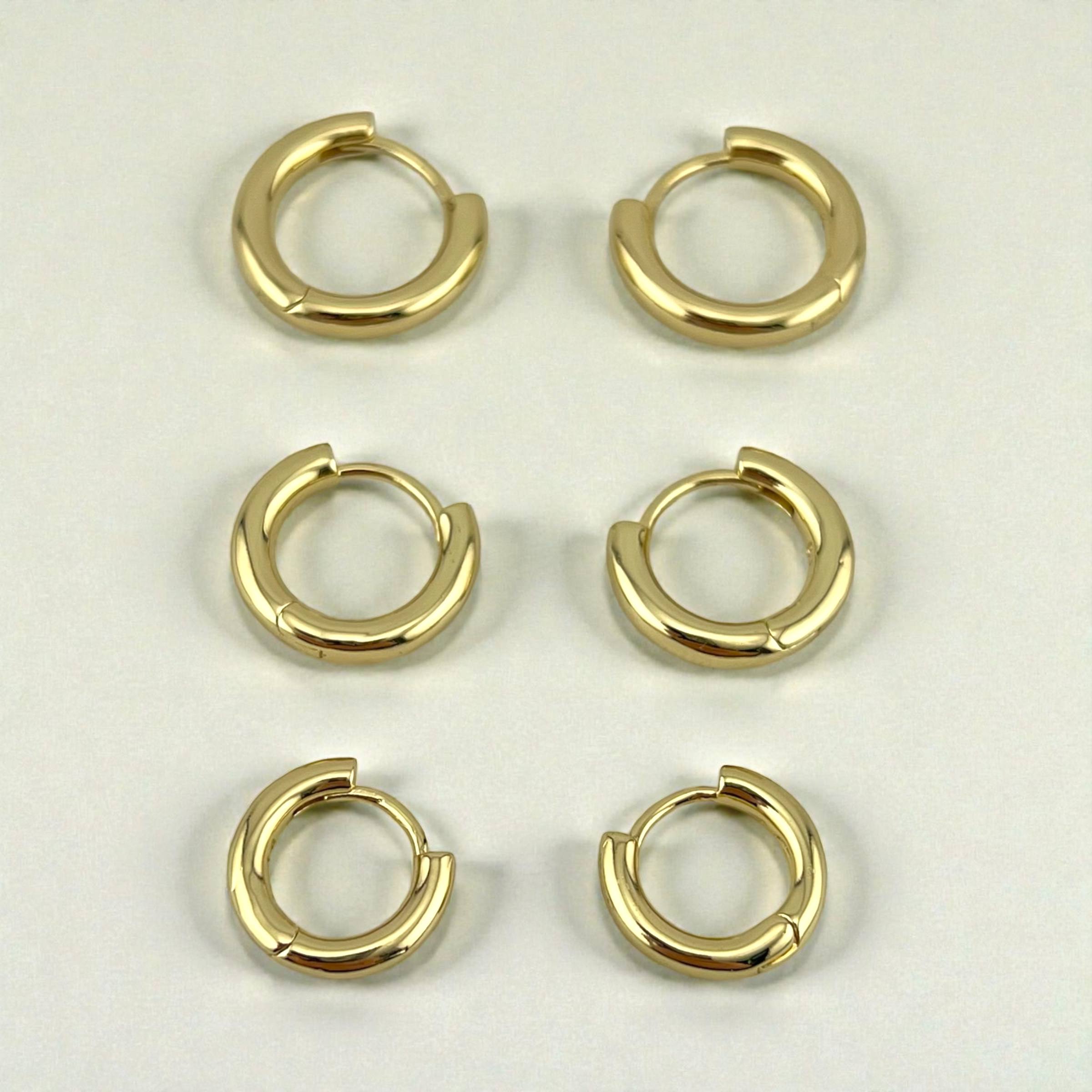 Big Classic Gold Huggie Earrings Set – Everyday Essentials ✨