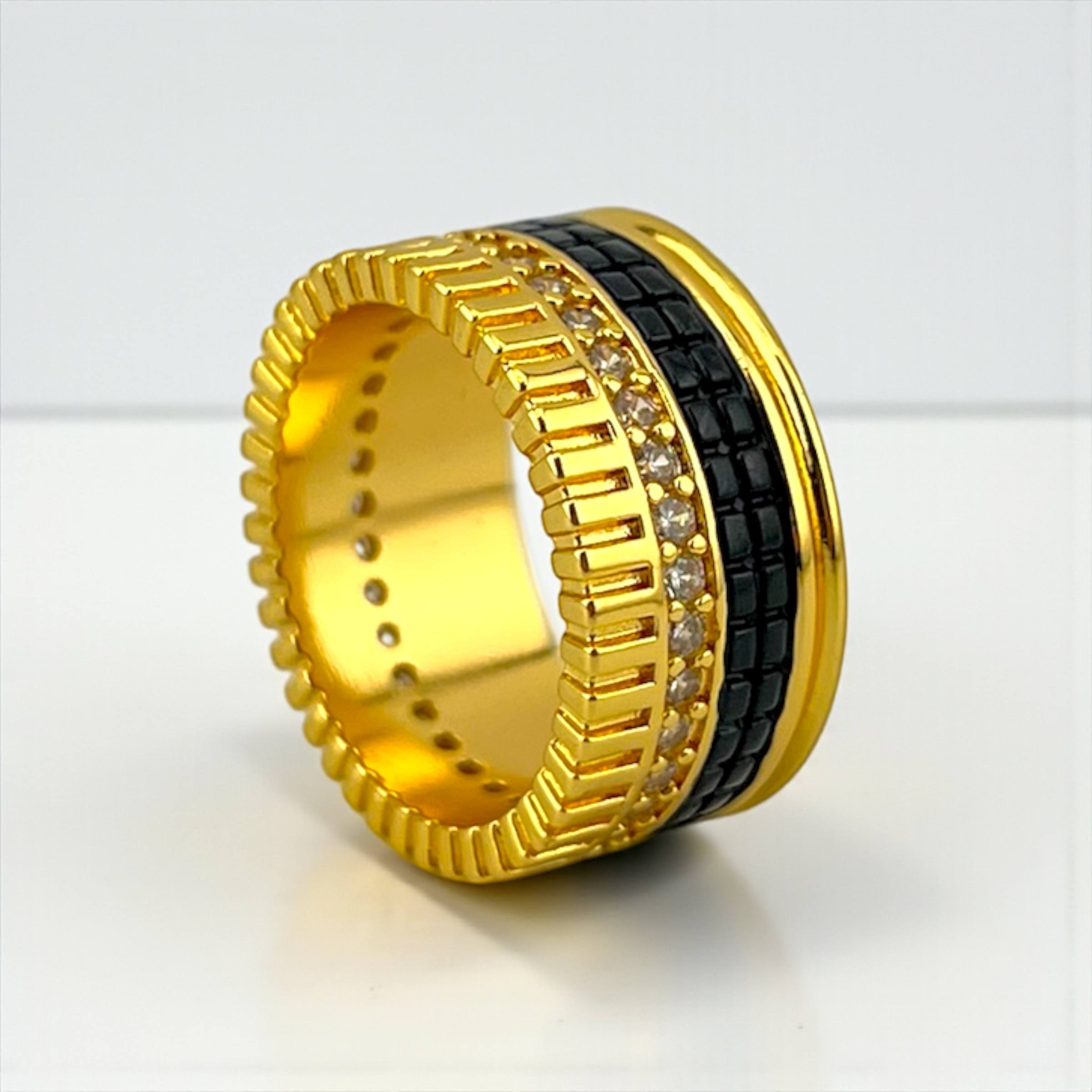 bocherone Statement Ring – Bold Modern Edge