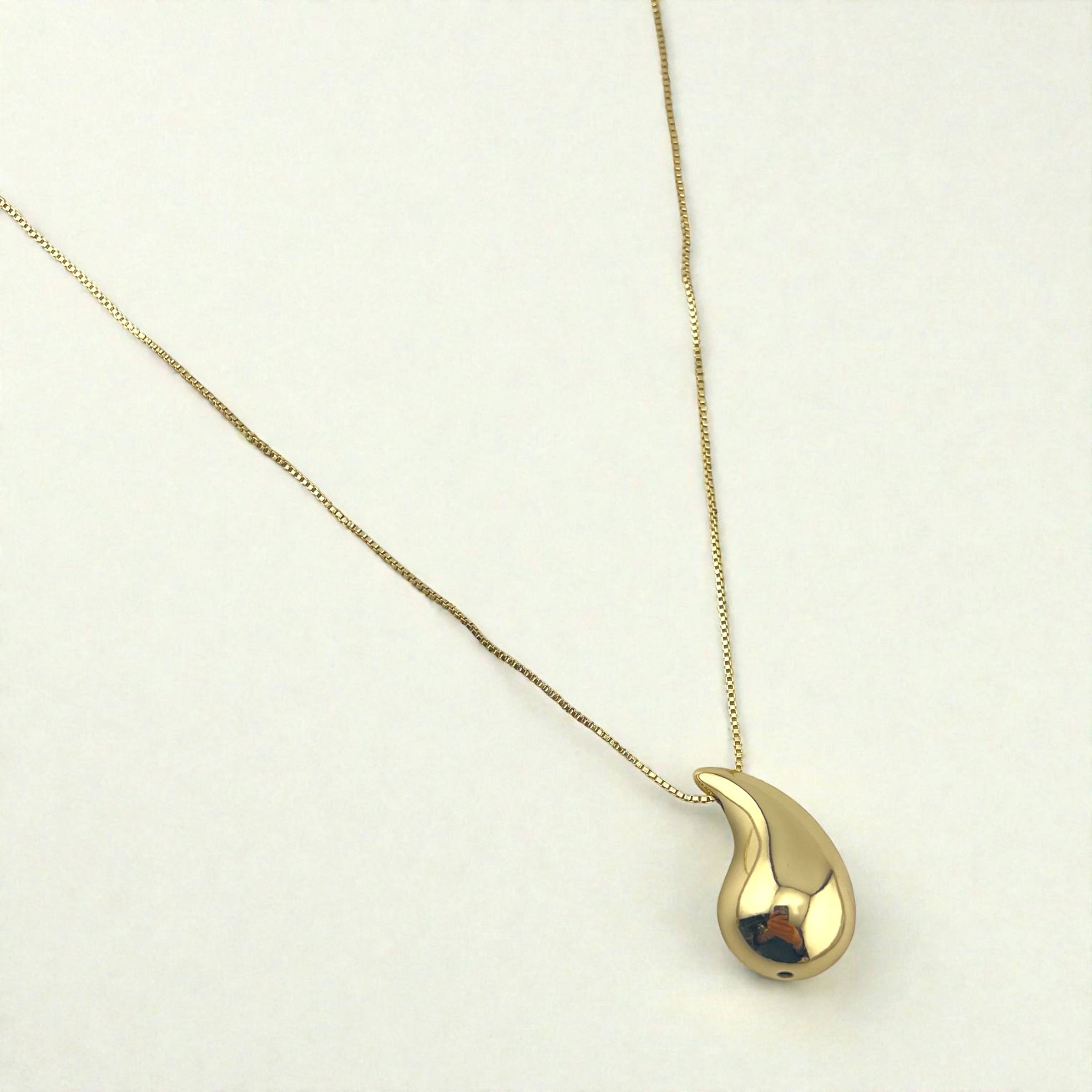 Liquid Gold Drop Pendant Necklace – 18K Gold Plated