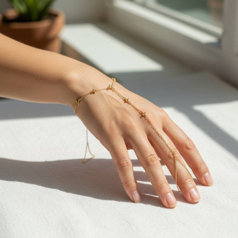 🌟 Poshewix “Star Charm Hand Chain” – Delicate, Dreamy & Dazzling ✨