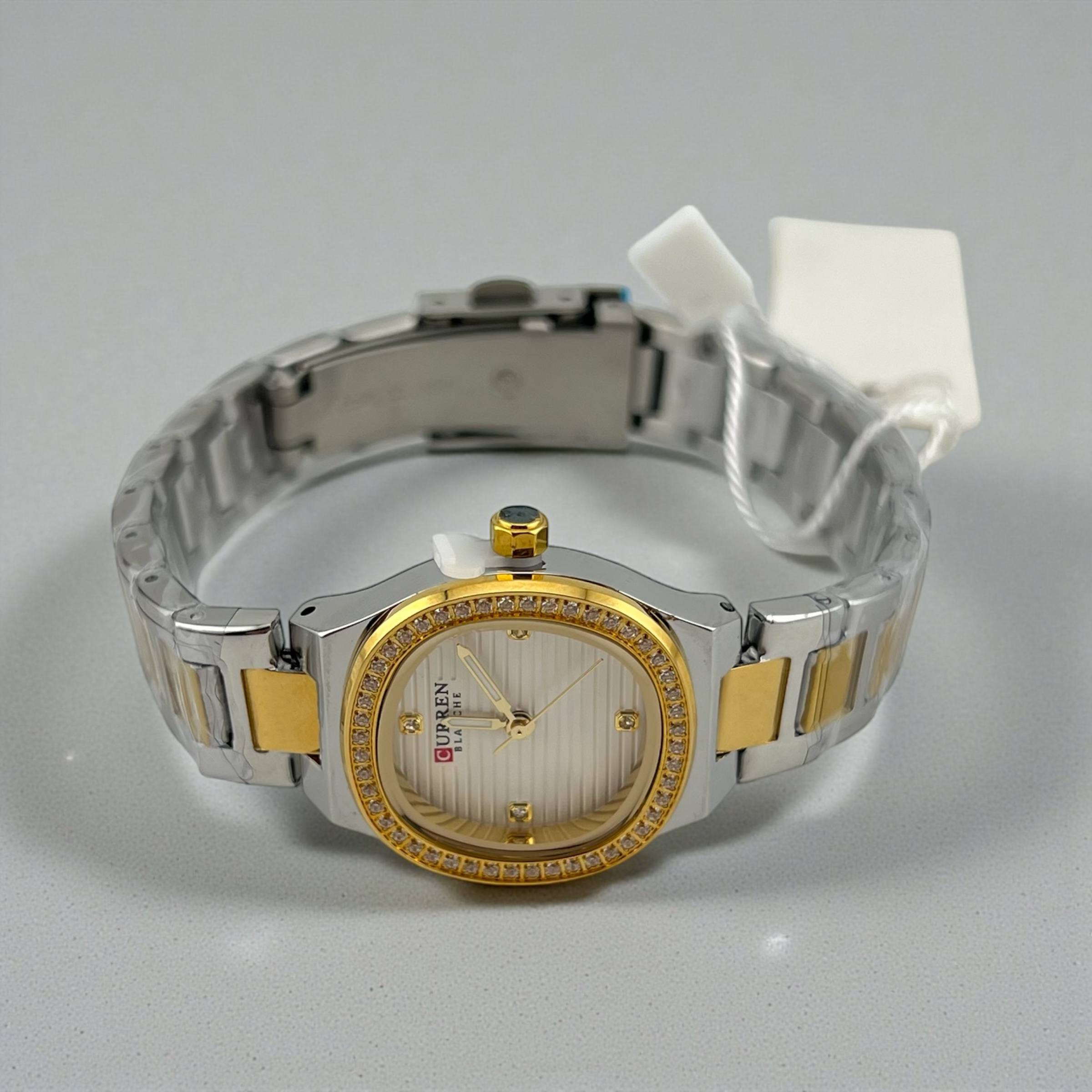 curren stone border dial watch