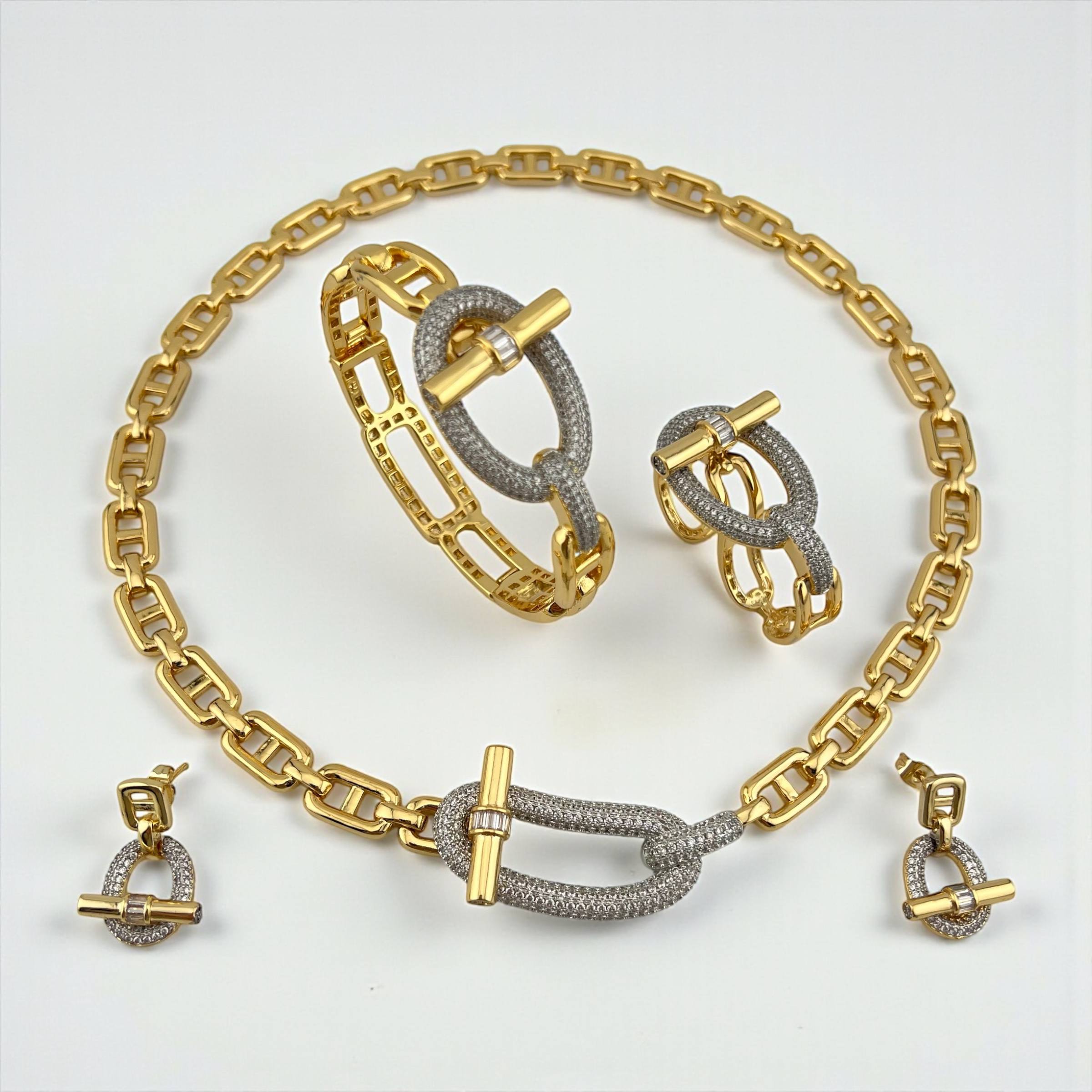 Hermes Bold Link Elegance Set – Luxury with an Edge 🔗