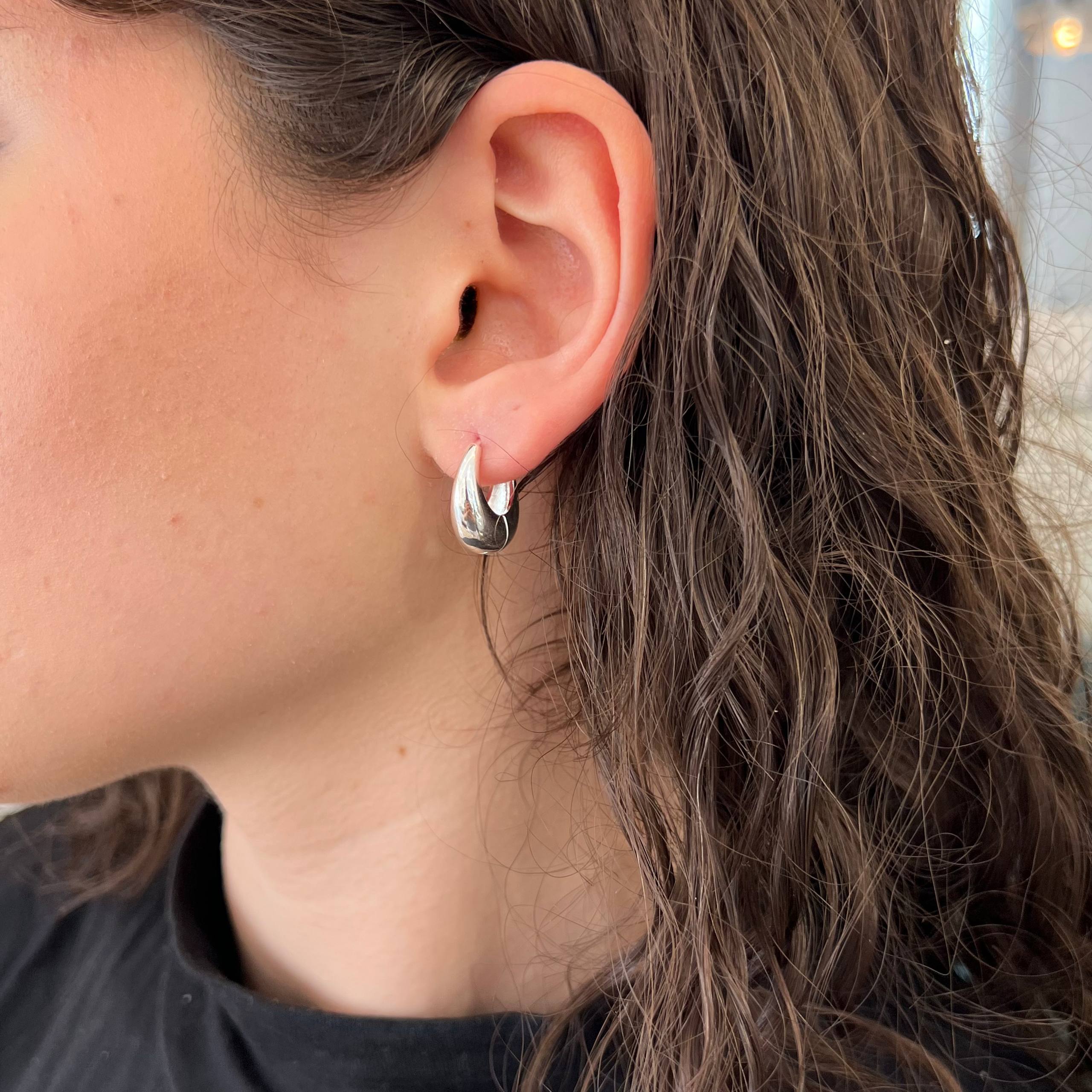 Classic Silver color Chunky Hoops earrings