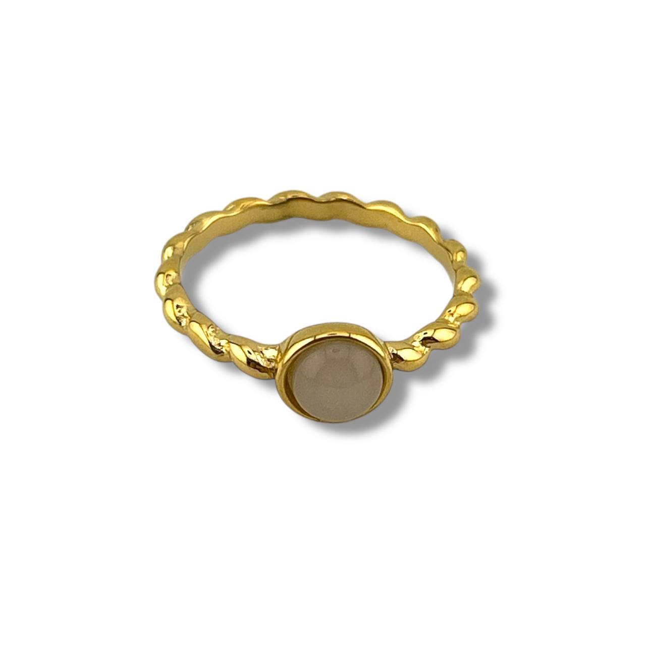 Pearl Glow Twist Ring